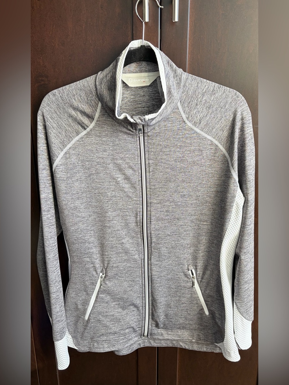 Sunice Grey and White Full-Zip Lightweight Jacket
